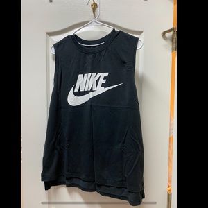 Nike athletic top